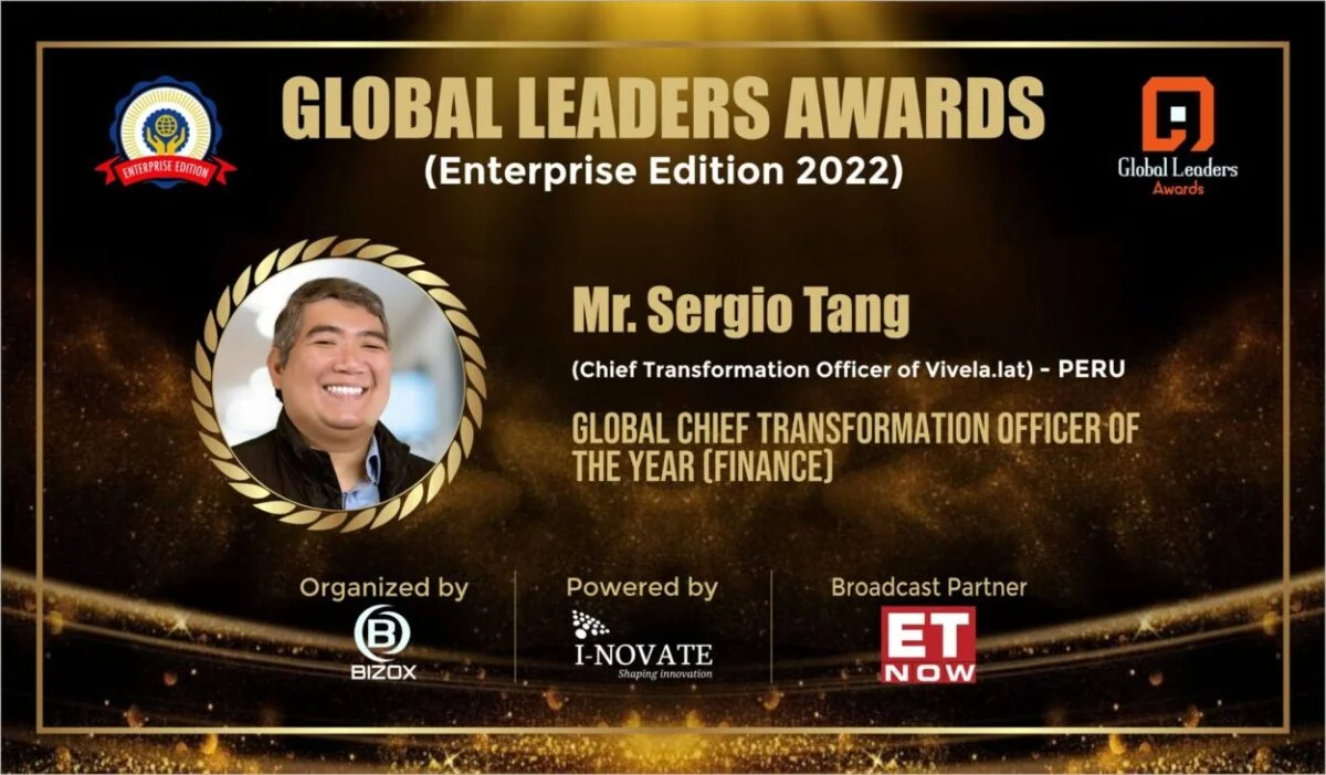 Global Leaders Award received by Sergio Tang